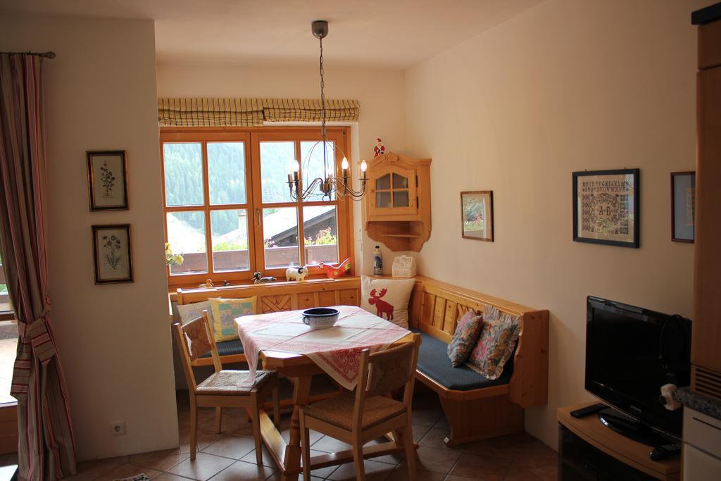 Apartments Pfeffermuehle Bad Kleinkirchheim Room photo