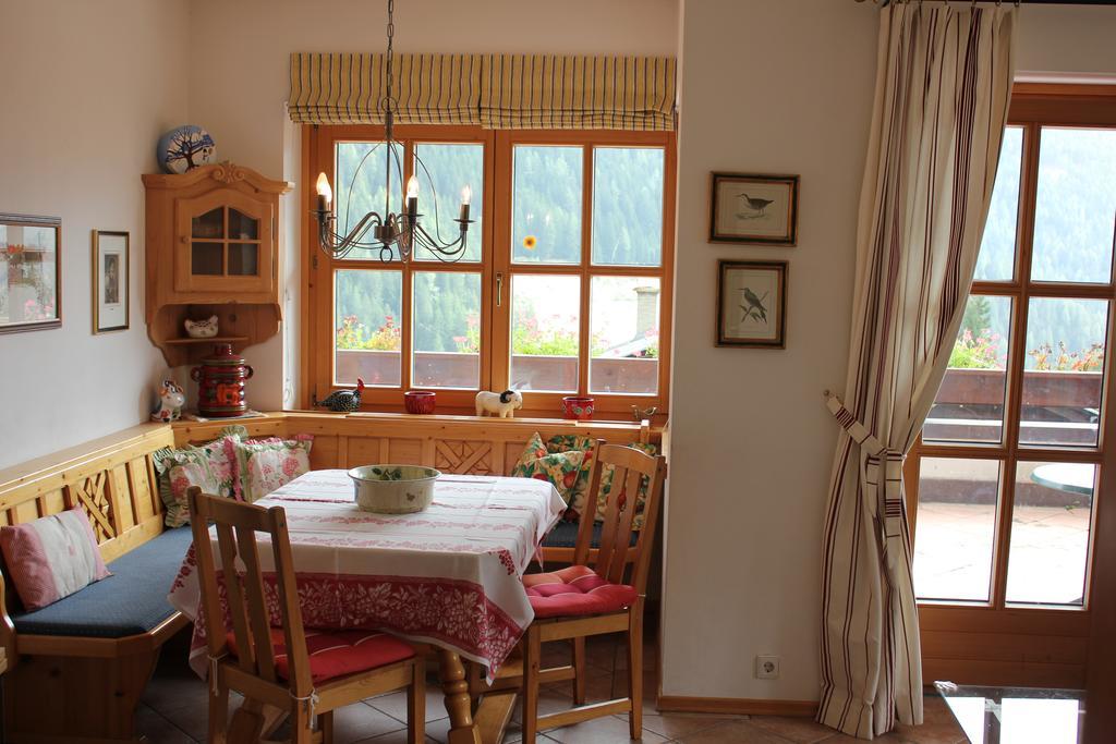 Apartments Pfeffermuehle Bad Kleinkirchheim Room photo